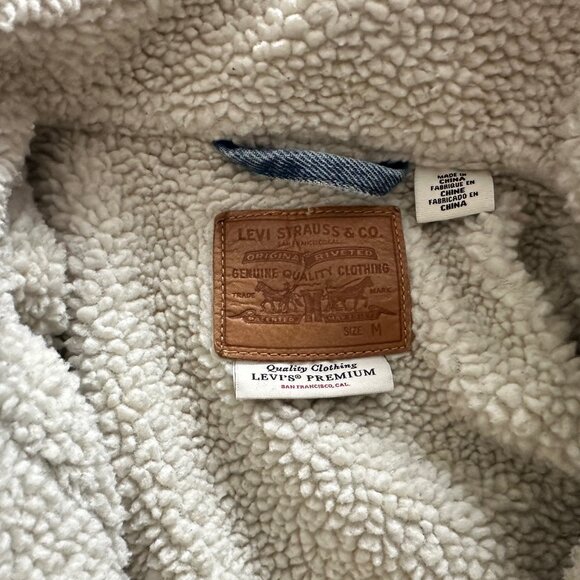 Levi's Men's Sherpa Trucker Jacket Size M - Picture 3 of 8
